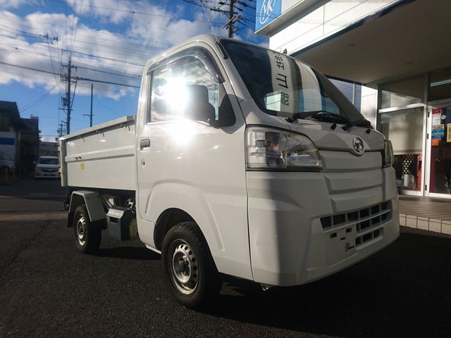 DAIHATSU HIJET TRUCK 4WD 2017 Image 31