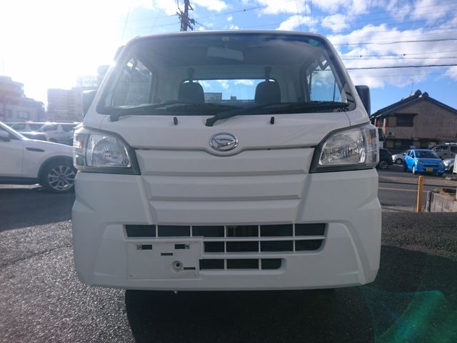 DAIHATSU HIJET TRUCK 4WD 2017 Image 31