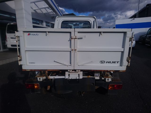 DAIHATSU HIJET TRUCK 4WD 2017 Image 31
