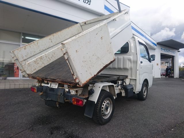 DAIHATSU HIJET TRUCK 4WD 2017 Image 31