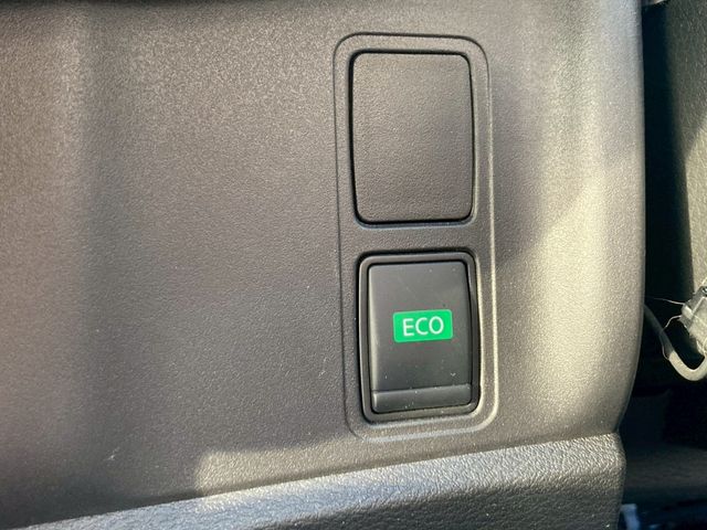 NISSAN SERENA  WG 2018 Image 31