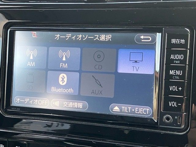 TOYOTA PRIUS 2018 Image 31