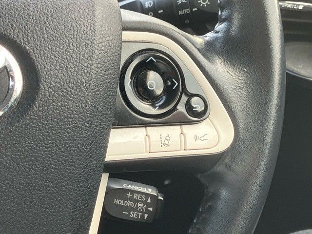 TOYOTA PRIUS 2018 Image 31