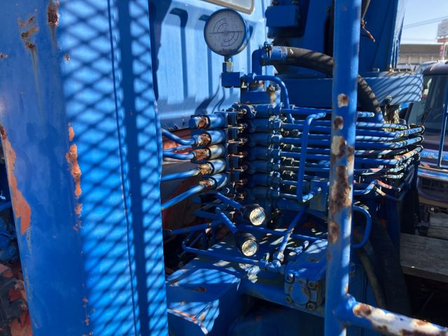 MITSUBISHI FUSOU FIGHTER 1996 Image 31