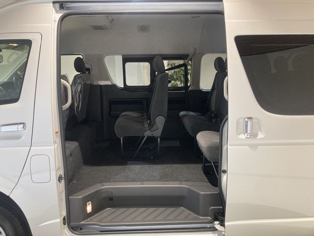 TOYOTA HIACE WAGON 4WD 2025 Image 31