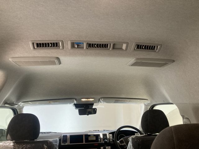 TOYOTA HIACE WAGON 4WD 2025 Image 31