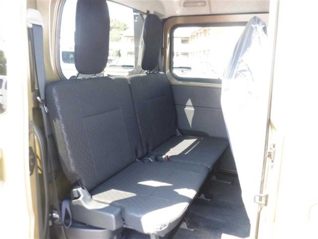 DAIHATSU HIJET DECKVAN 4WD 2025 Image 31