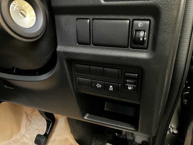 NISSAN CARAVAN VAN 2WD 2025 Image 31