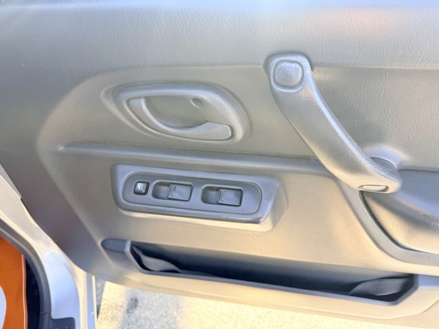 SUZUKI JIMNY 4WD 2004 Image 31