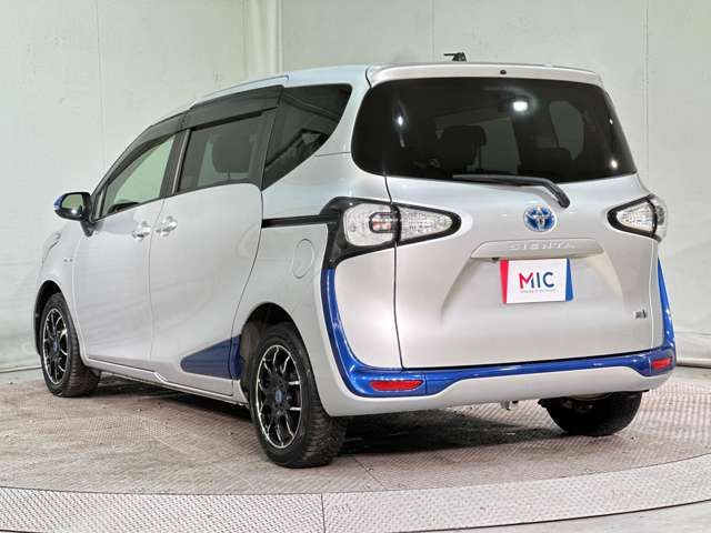 TOYOTA SIENTA HYBRID 2016 Image 31