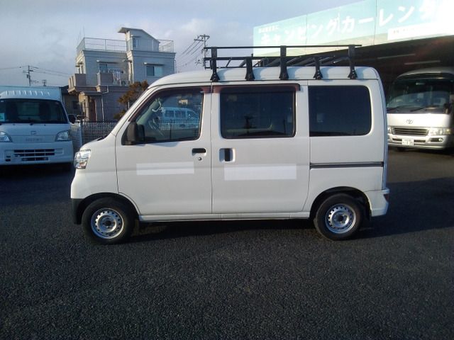 DAIHATSU HIJET CARGO 4WD 2017 Image 31