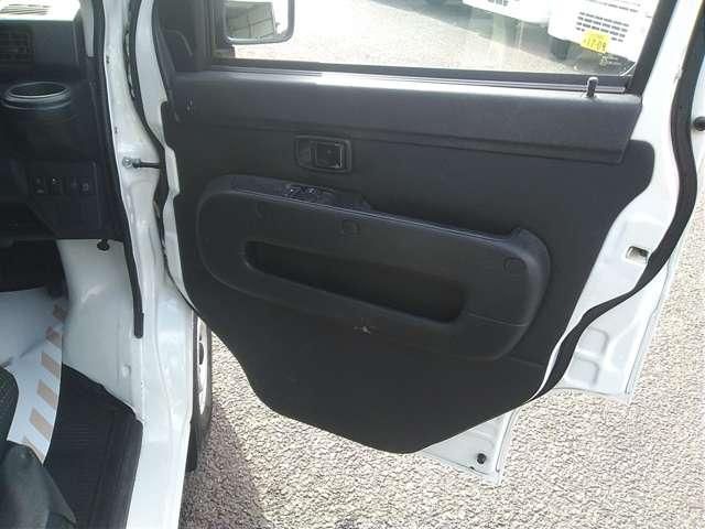 DAIHATSU HIJET CARGO 4WD 2017 Image 31