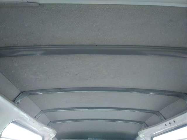 DAIHATSU HIJET CARGO 4WD 2017 Image 31