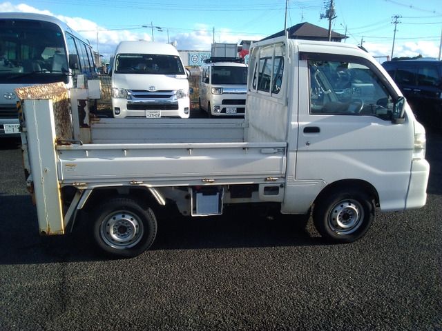 DAIHATSU HIJET TRUCK 4WD 2013 Image 31