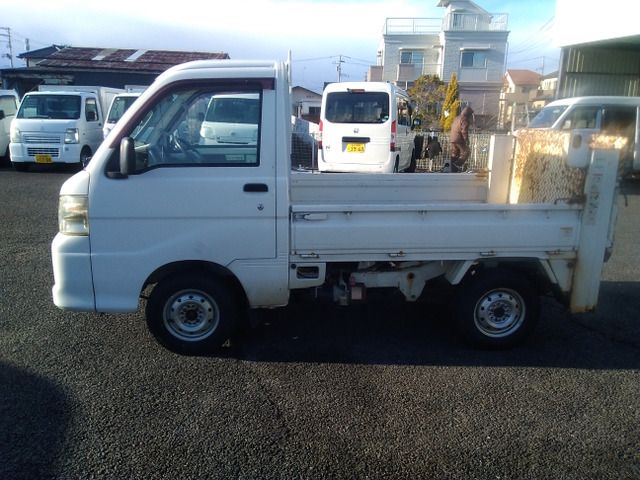 DAIHATSU HIJET TRUCK 4WD 2013 Image 31