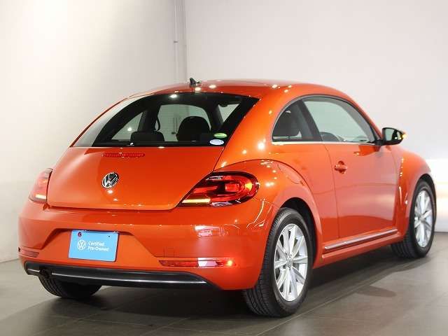 VOLKSWAGEN THE BEETL 2018 Image 31