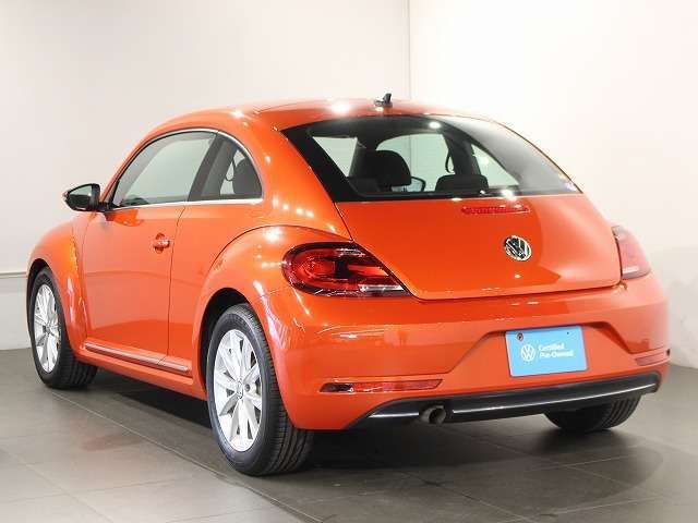 VOLKSWAGEN THE BEETL 2018 Image 31