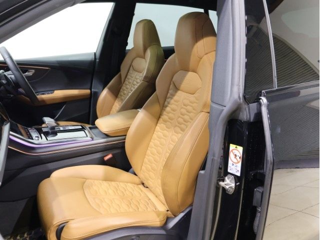 AUDI RS Q8 2023 Image 31