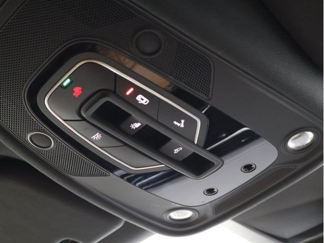 AUDI RS Q8 2023 Image 31