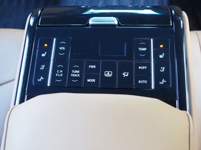 TOYOTA CROWN SEDAN HYBRID 2020 Image 31