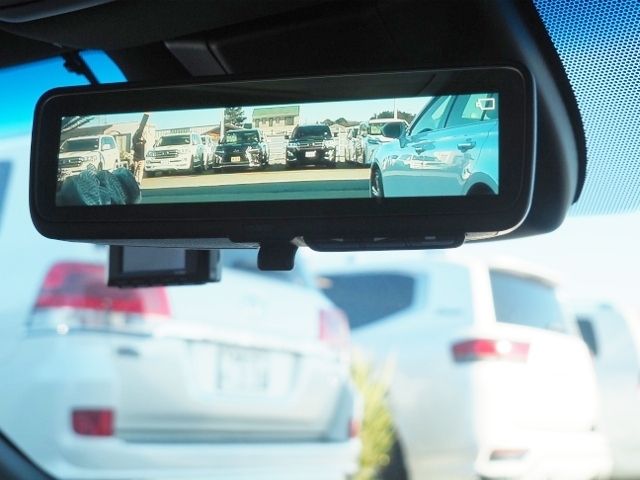 TOYOTA CROWN SEDAN HYBRID 2020 Image 31