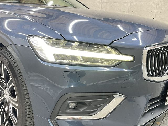 VOLVO V60 2019 Image 31
