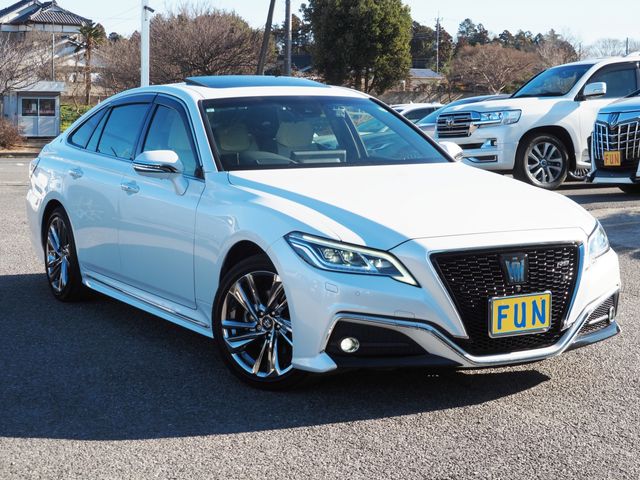 TOYOTA CROWN SEDAN HYBRID 4 2021 Image 31