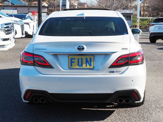 TOYOTA CROWN SEDAN HYBRID 4 2021 Image 31