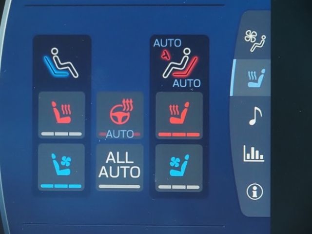 TOYOTA CROWN SEDAN HYBRID 4 2021 Image 31