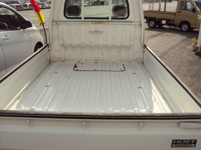 DAIHATSU HIJET TRUCK 4WD 2004 Image 31