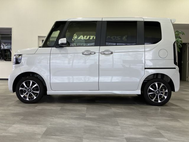 HONDA N BOX CUSTOM 4WD 2023 Image 31