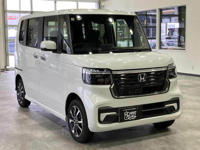 HONDA N BOX CUSTOM 4WD 2023 Image 31