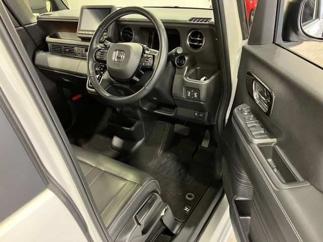 HONDA N BOX CUSTOM 4WD 2023 Image 31