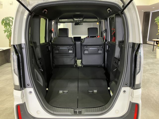 HONDA N BOX CUSTOM 4WD 2023 Image 31