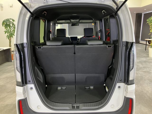 HONDA N BOX CUSTOM 4WD 2023 Image 31