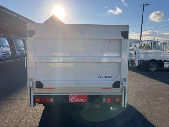 MITSUBISHI CANTER 2019 Image 31