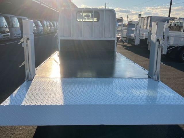 MITSUBISHI CANTER 2019 Image 31