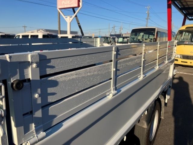 MITSUBISHI CANTER 2019 Image 31