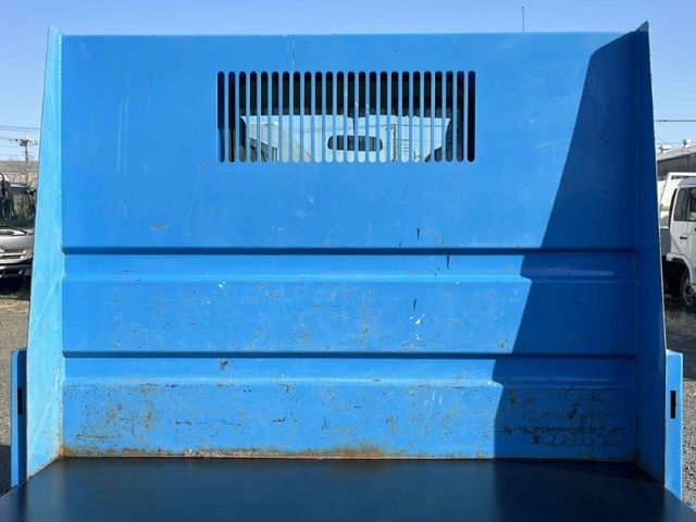 ISUZU ELF 2006 Image 31