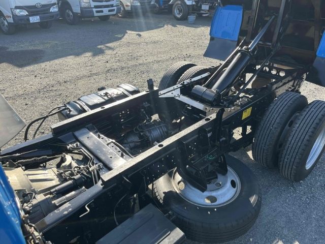 ISUZU ELF 2006 Image 31