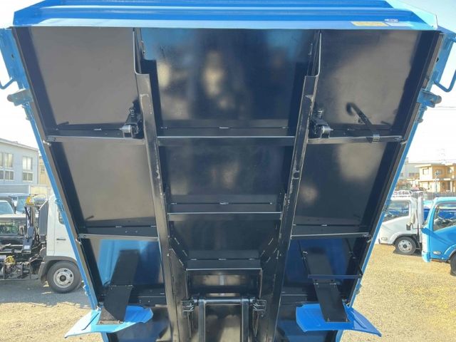 ISUZU ELF 2006 Image 31