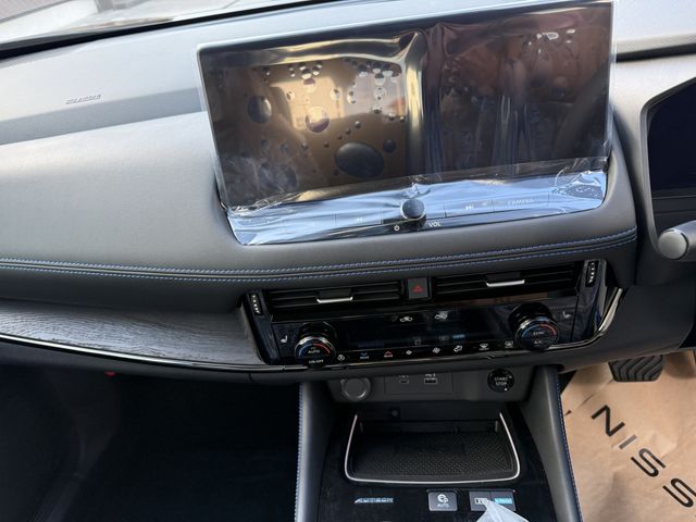 NISSAN X-TRAIL HYBRID 4WD 2025 Image 31