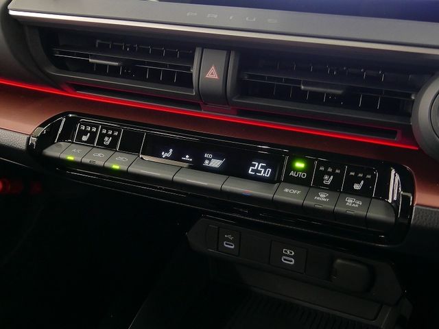 TOYOTA PRIUS 2024 Image 31