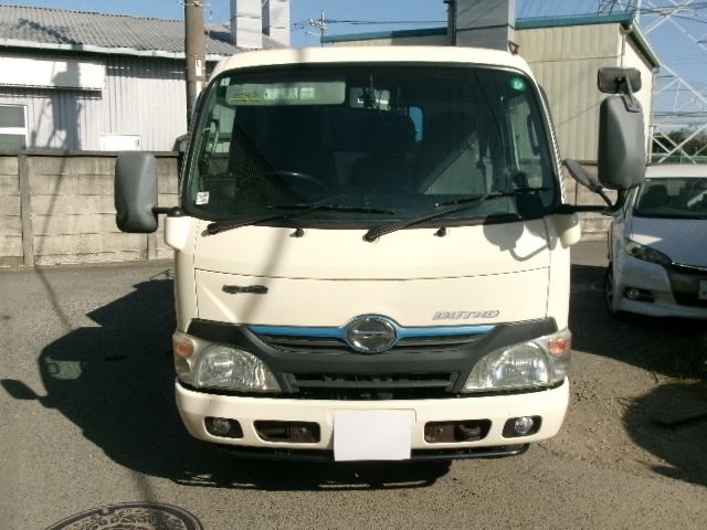 HINO DUTRO 2012 Image 31