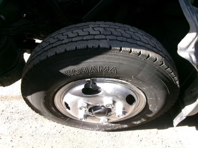 HINO DUTRO 2012 Image 31