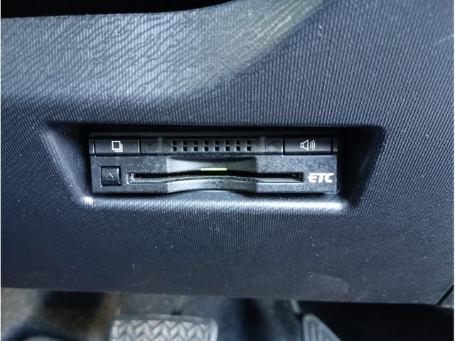 TOYOTA AQUA 2015 Image 31