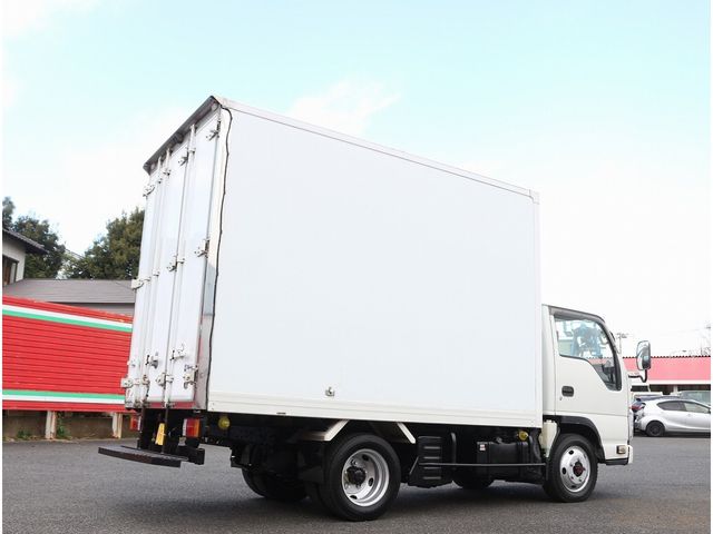 ISUZU ELF 2014 Image 31