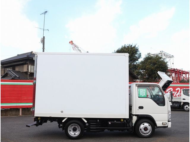 ISUZU ELF 2014 Image 31