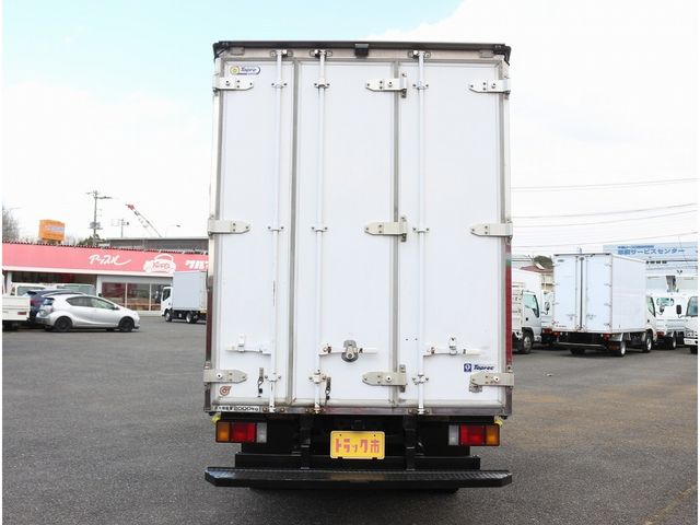 ISUZU ELF 2014 Image 31