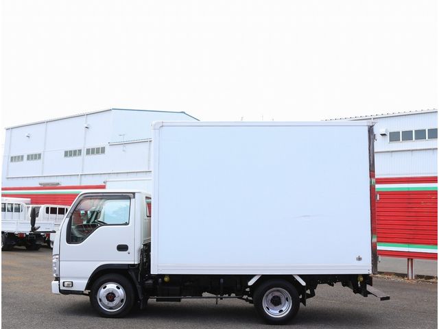 ISUZU ELF 2014 Image 31